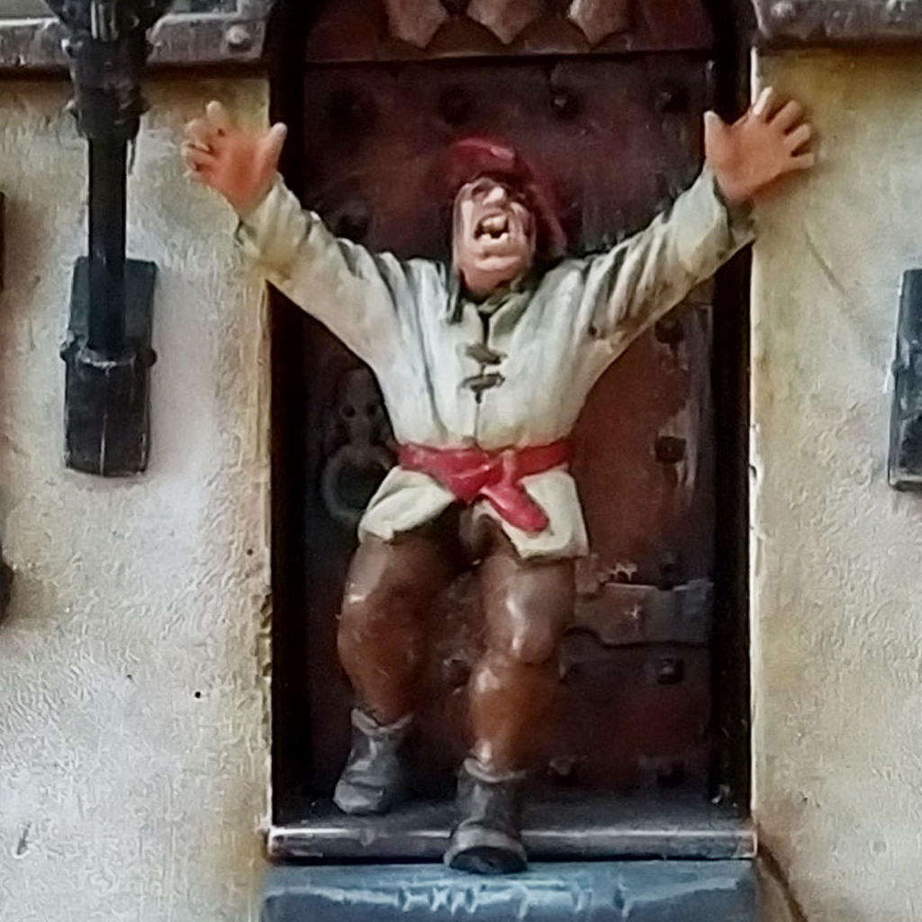 Warhammer Fortified Manor Detail Crier