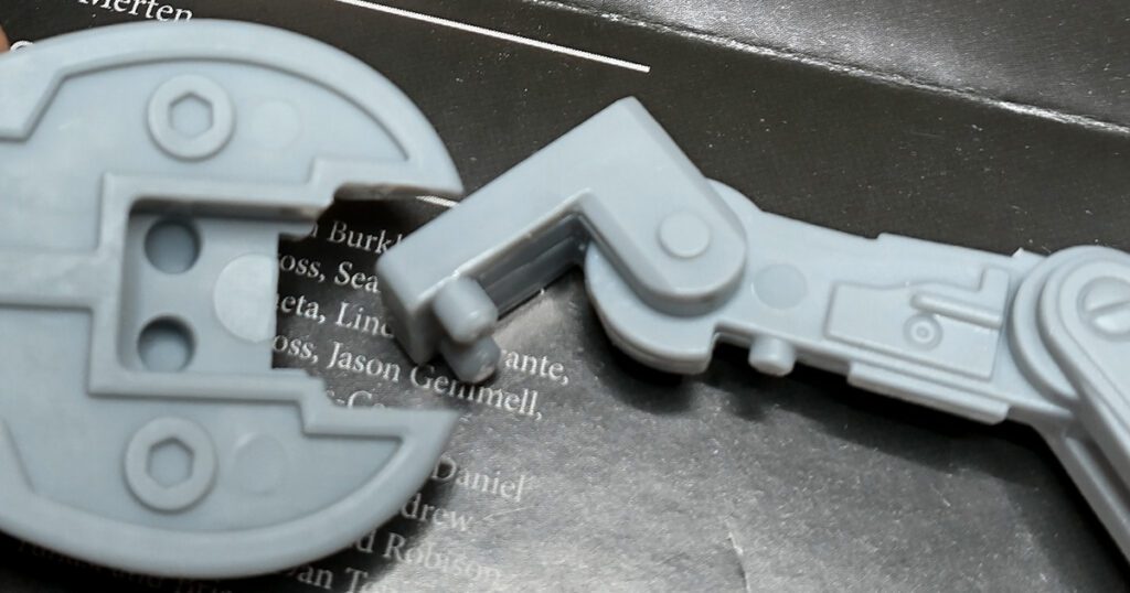 How to Prepare & Assemble Miniatures for Painting Featured