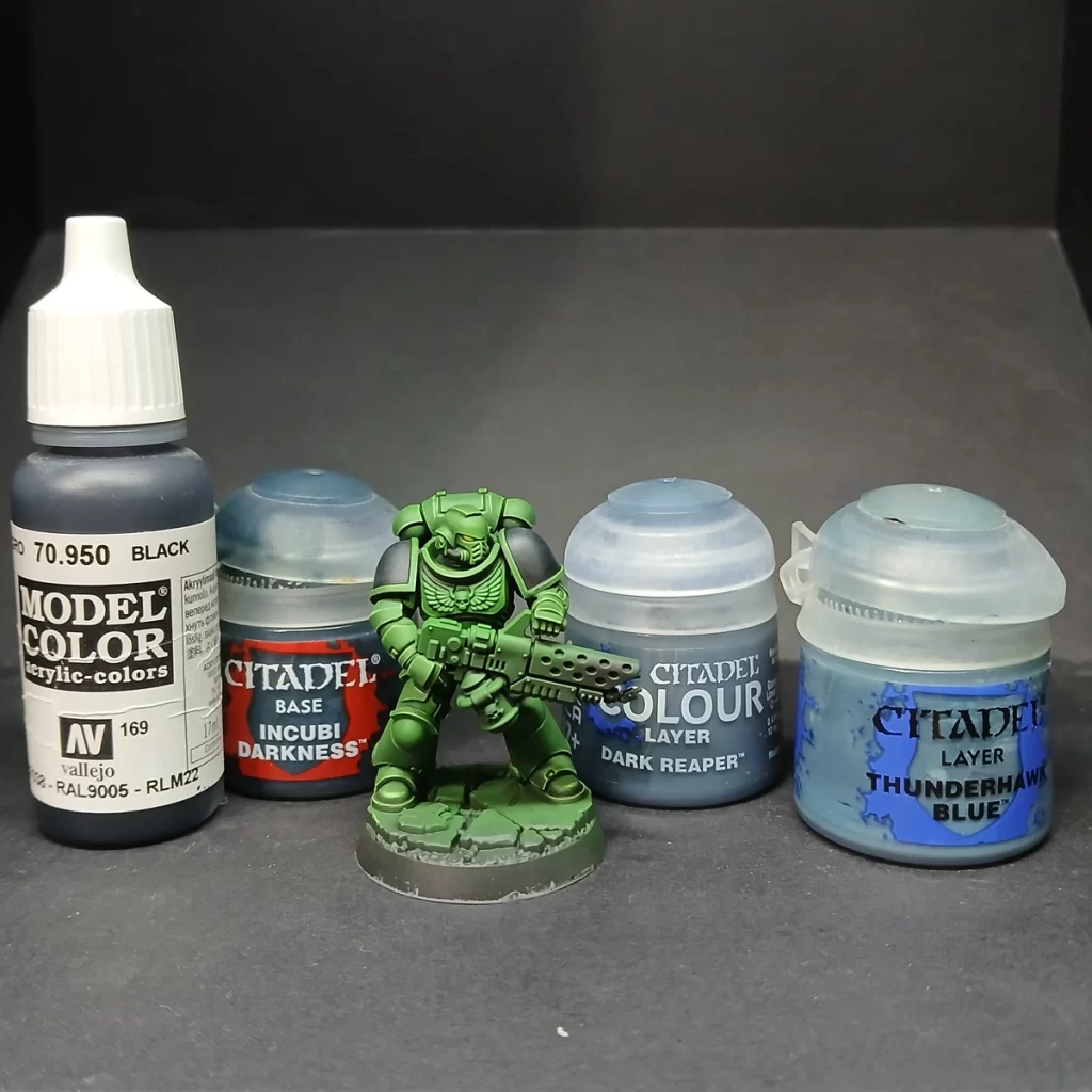 Shoulder Pads and Details