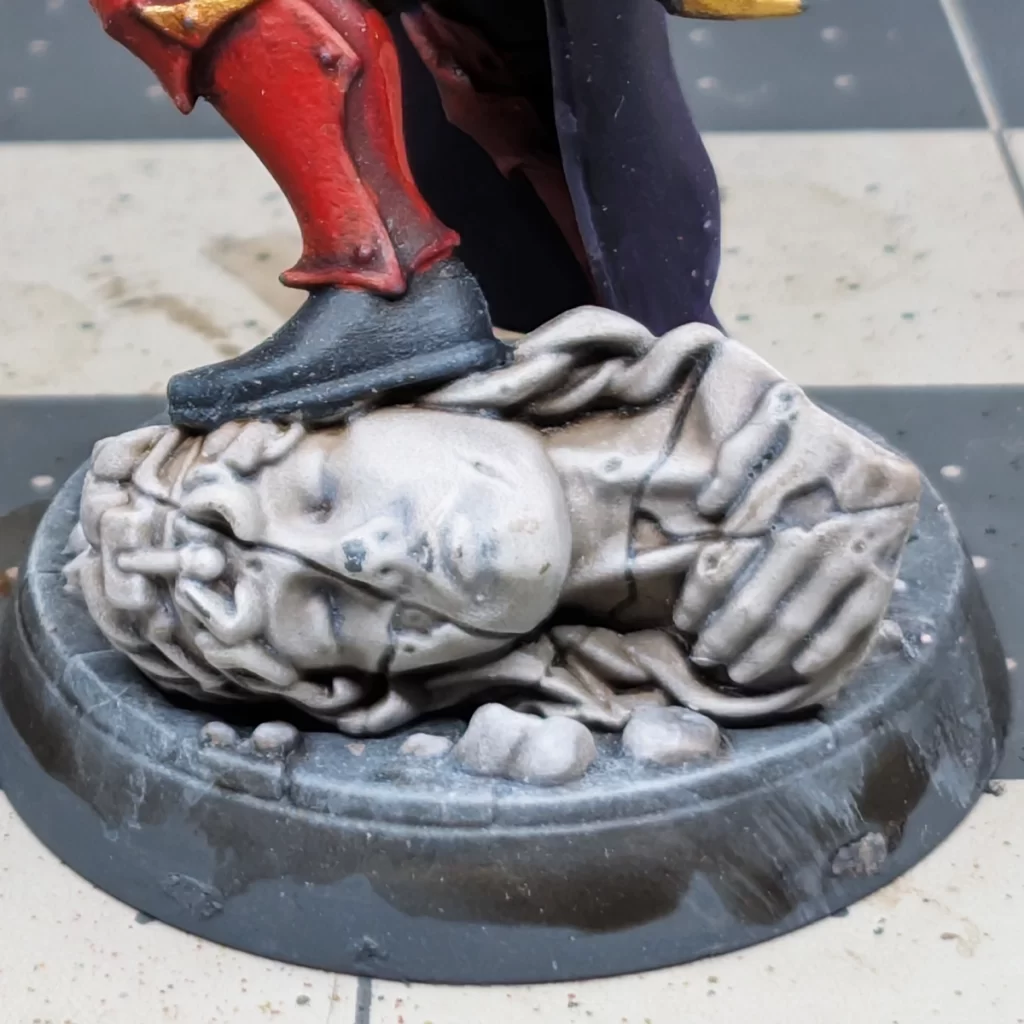 Base Statue Drybrush Corax White