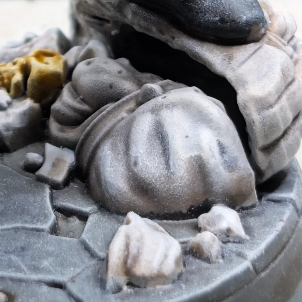 Base Statue Drybrush Corax White